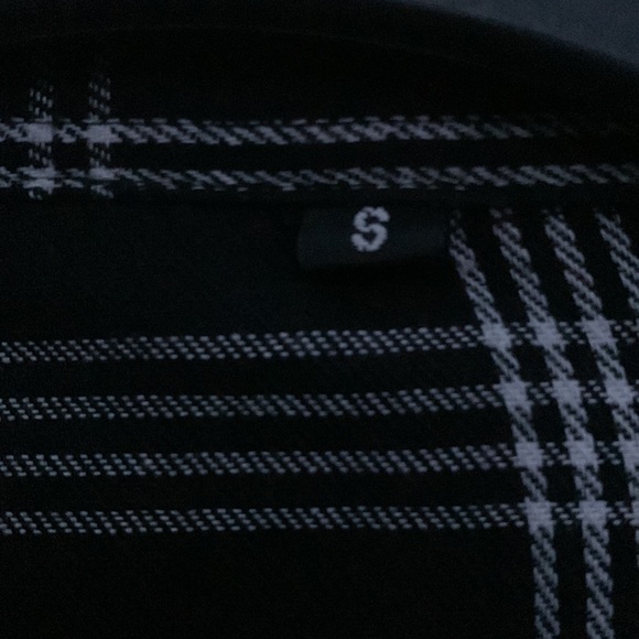 Men’s Flannel B&W - Small - Picture 2 of 3